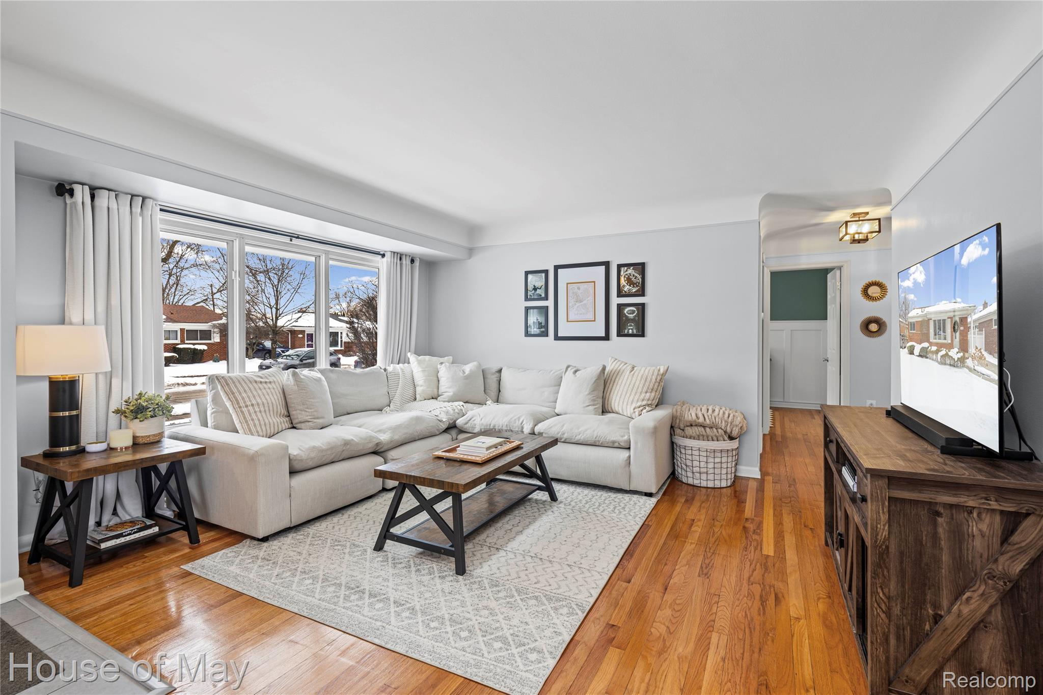 1528 Englewood Avenue