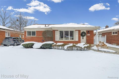 1528 Englewood Avenue Royal Oak City MI 48073