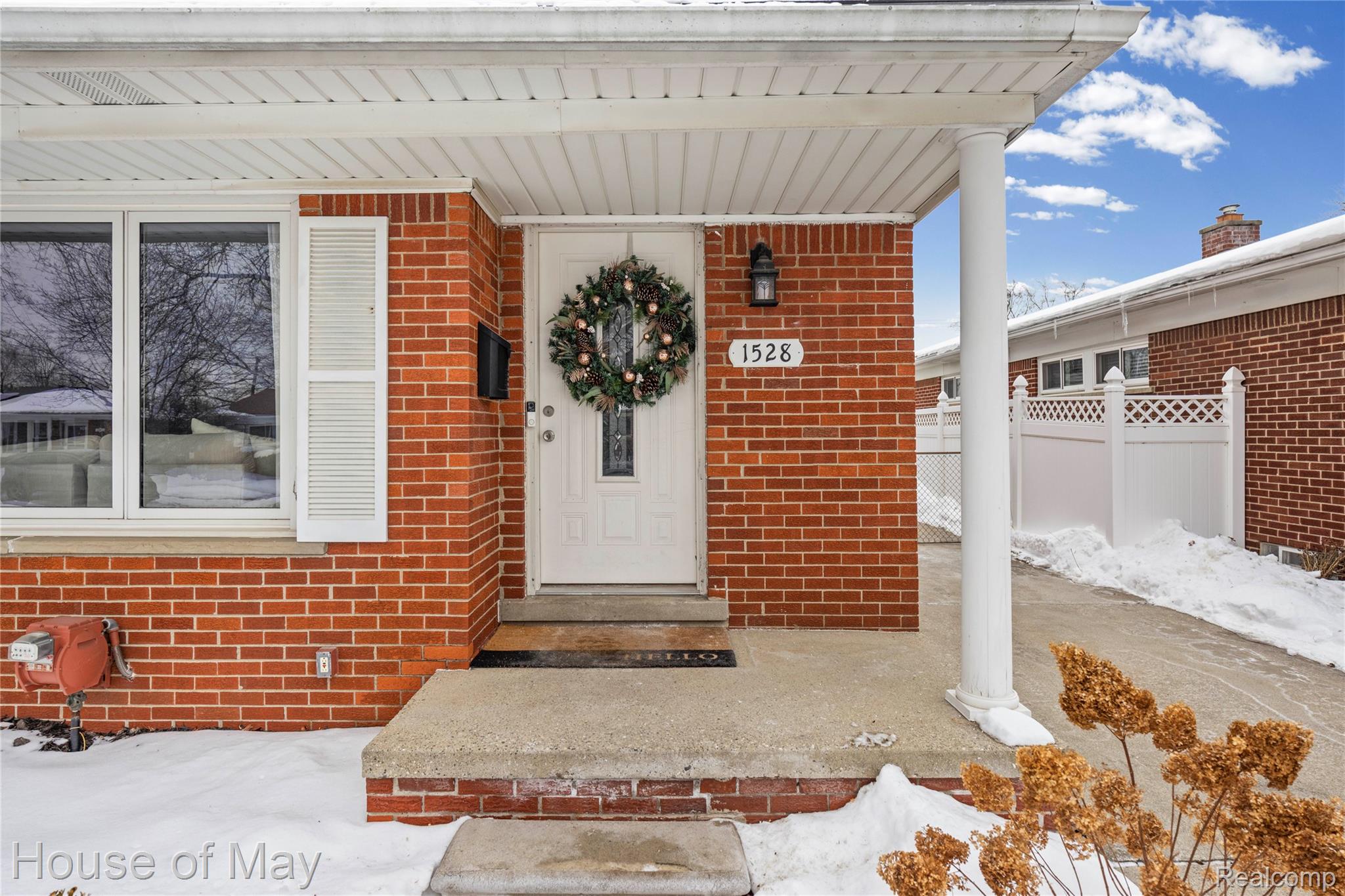 1528 Englewood Avenue