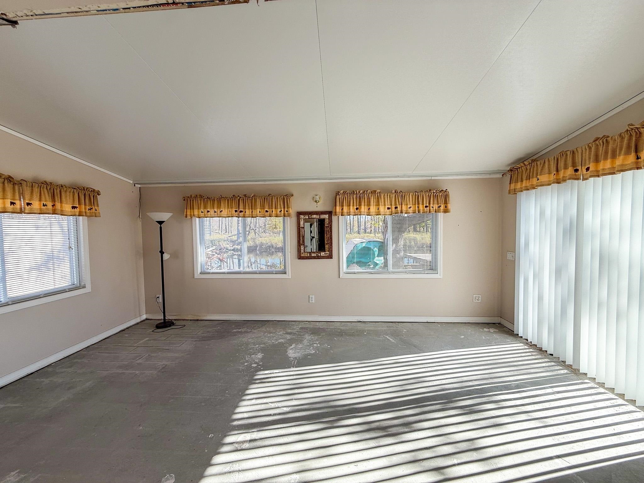 2264 Long Point