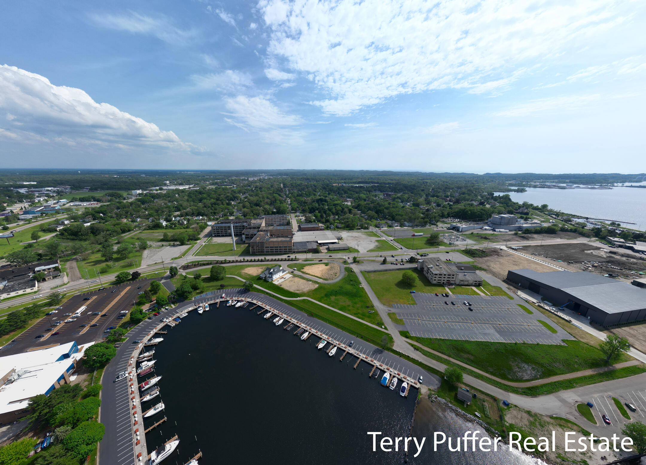 V L - B Boardwalk Cove Drive