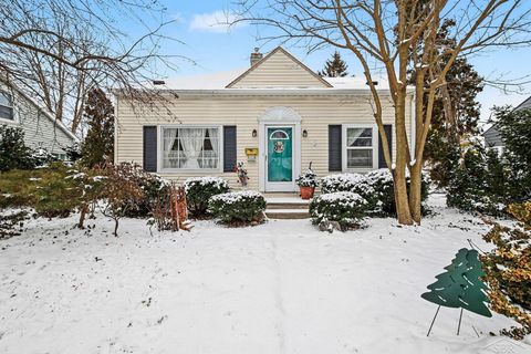 305 S Cornell Street Bay City City MI 48708