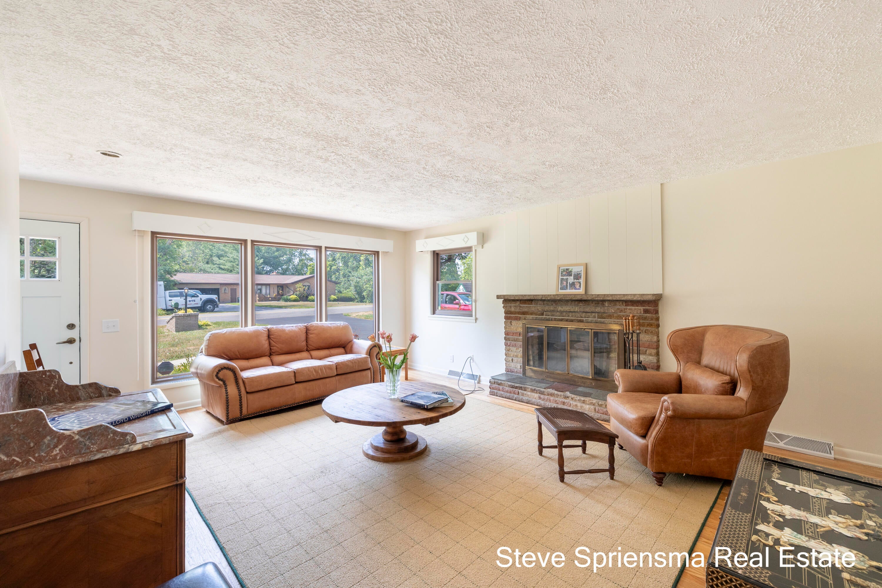 4372 Cordes Avenue NW