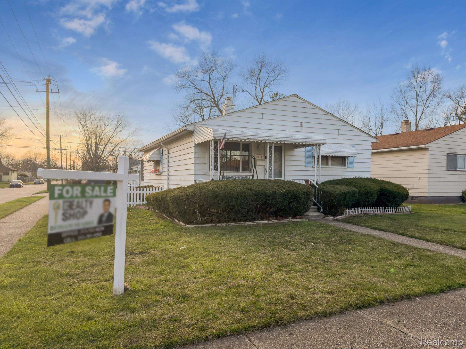 4710 Edgewood Street