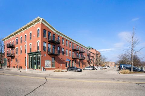 Tiny photo for 222 N Kalamazoo Mall #210, Kalamazoo City, MI 49007 (MLS # 66026010074)