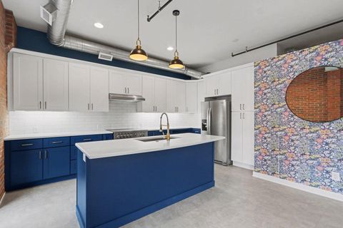 Tiny photo for 222 N Kalamazoo Mall #210, Kalamazoo City, MI 49007 (MLS # 66026010074)