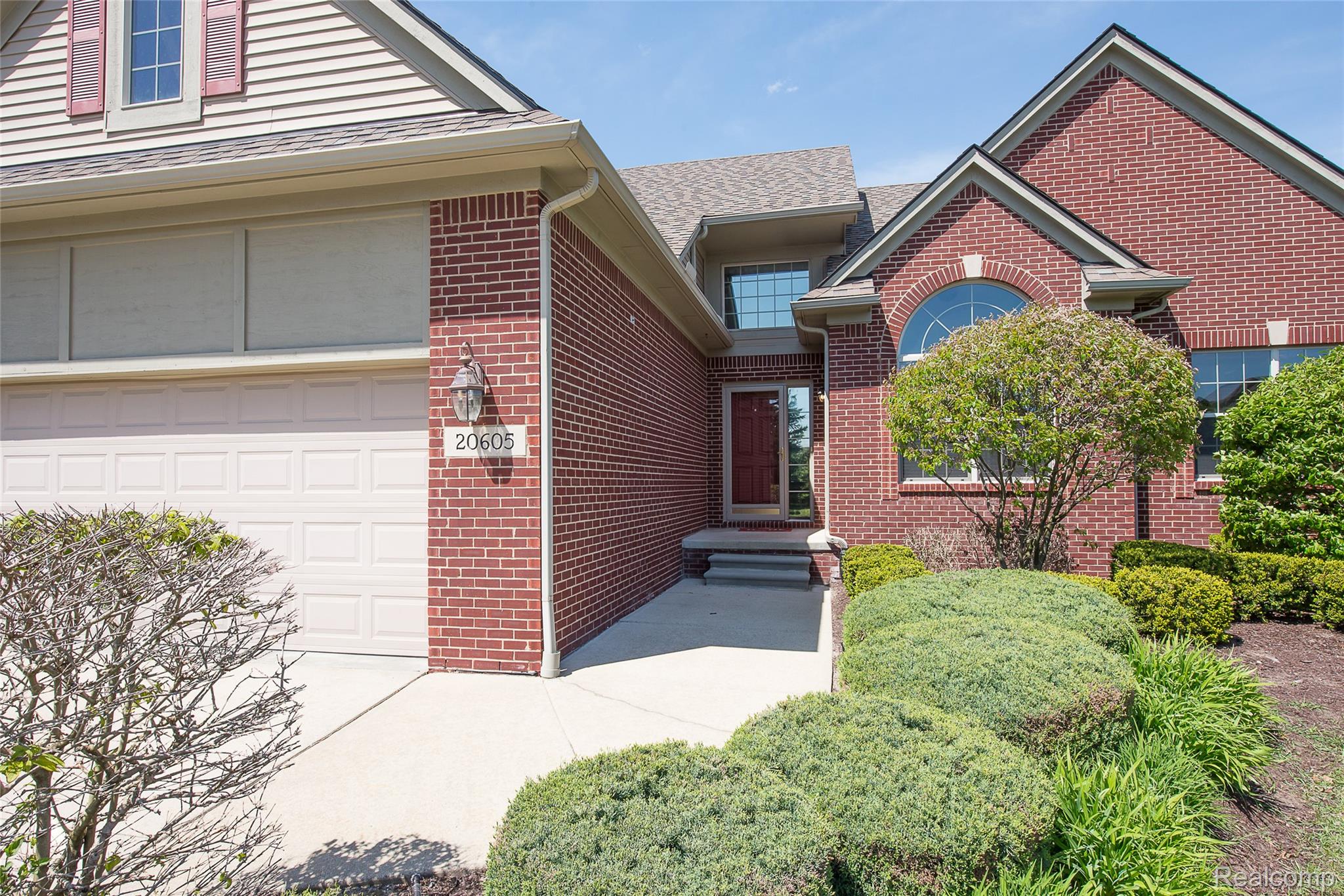 20605 Golf Ridge Circle