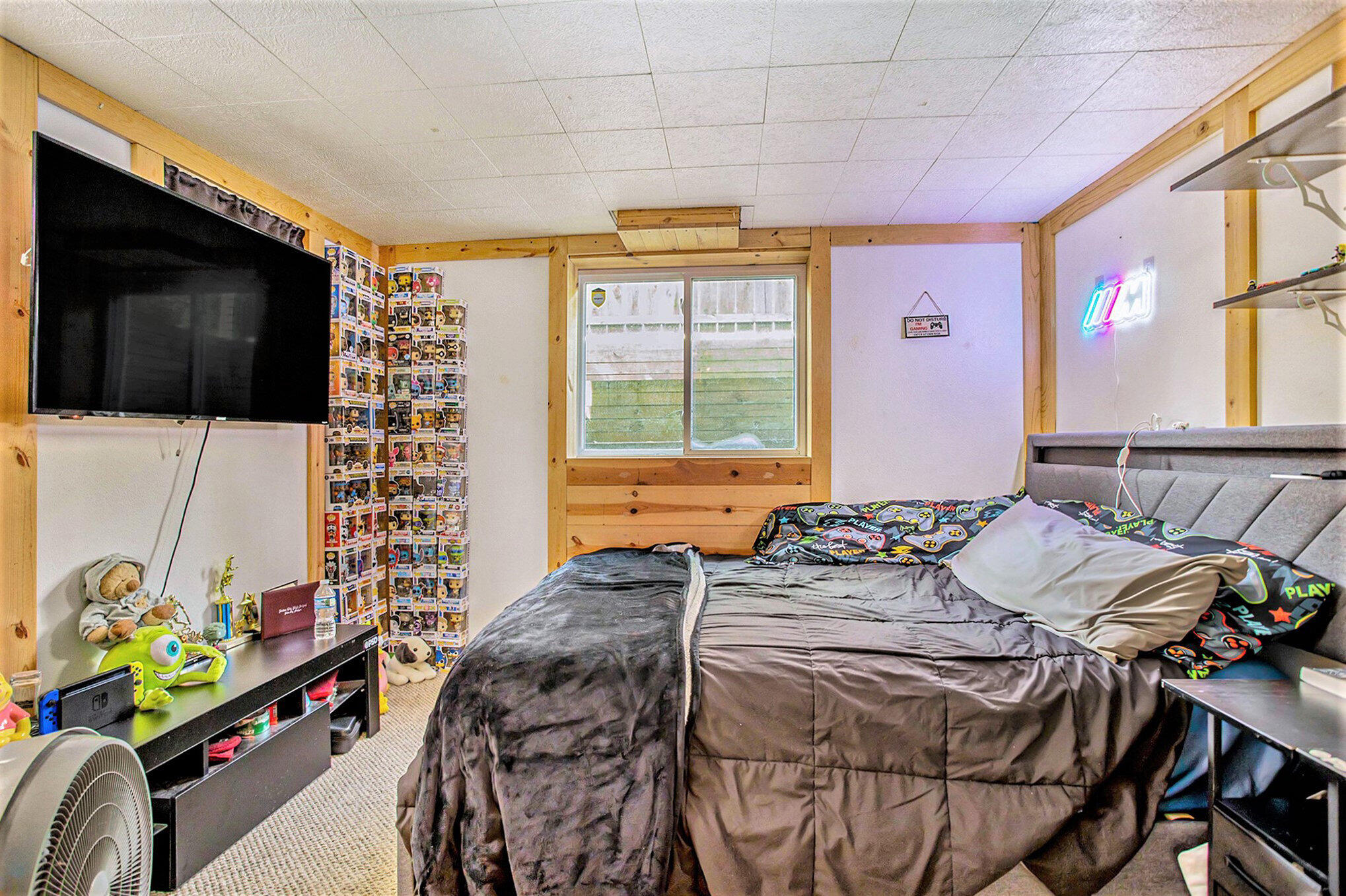 Marshall City, Michigan 49068, United States, 4 Bedrooms Bedrooms, ,2 BathroomsBathrooms,Residential,Pending,143474