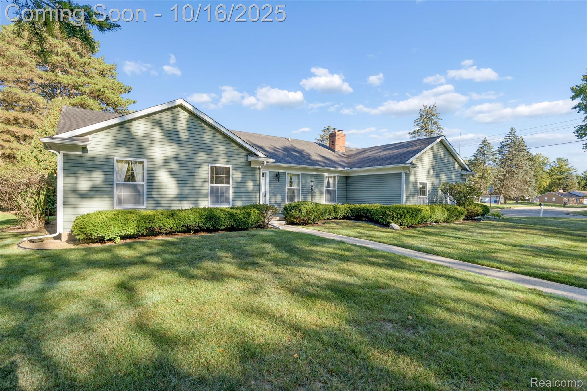 1202 Lawnview Court