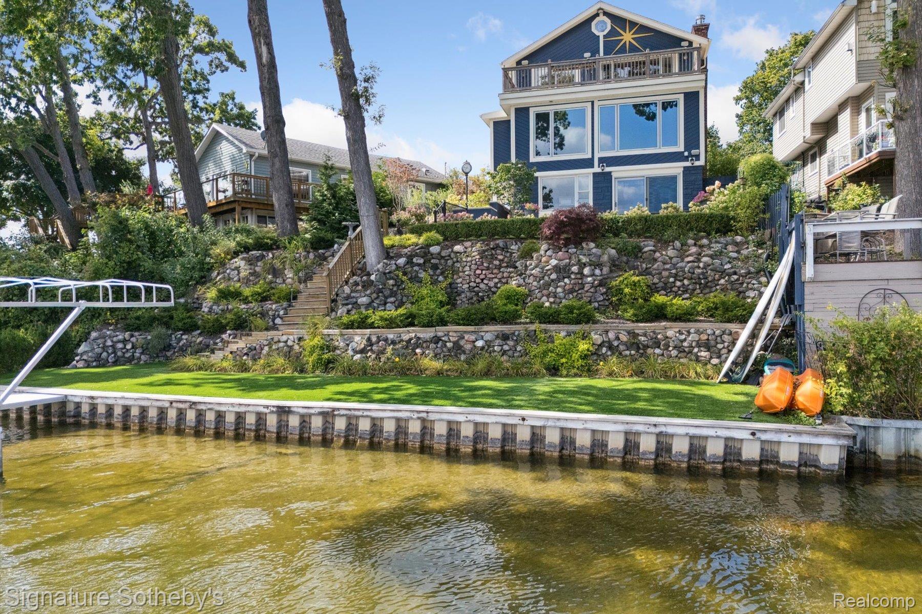 3806 ISLAND PARK Drive