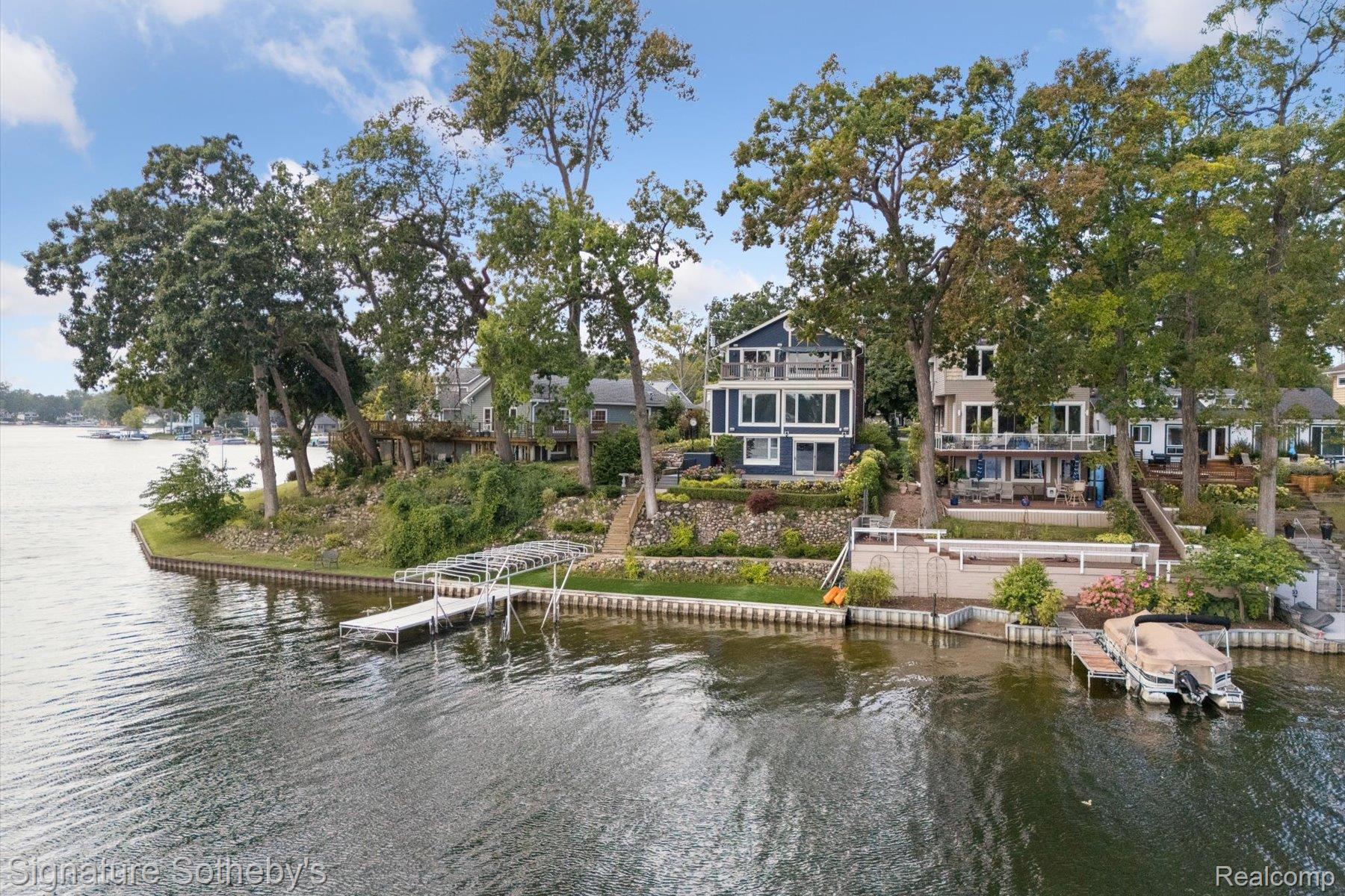 3806 ISLAND PARK Drive