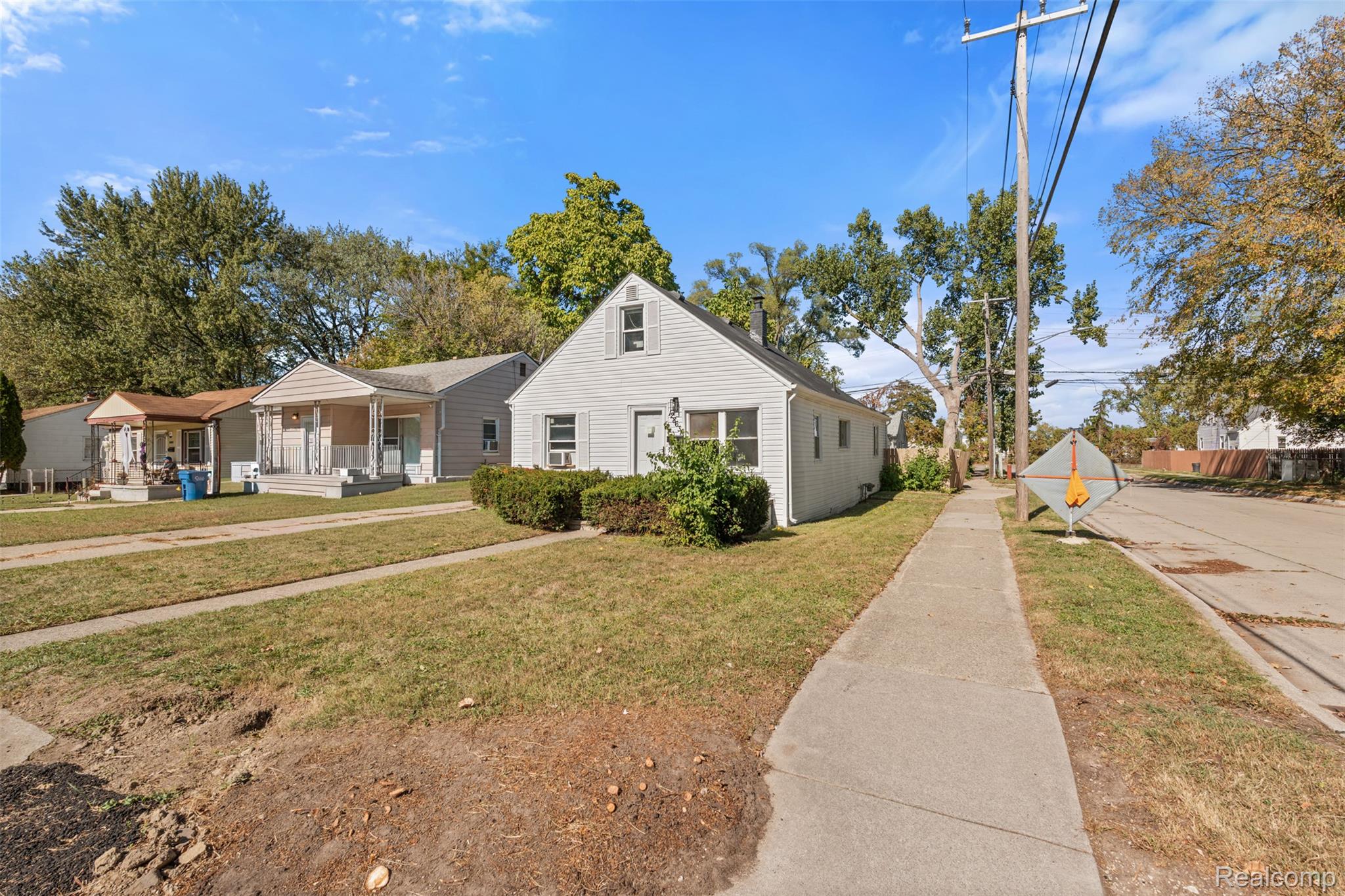 12863 Couwlier Avenue