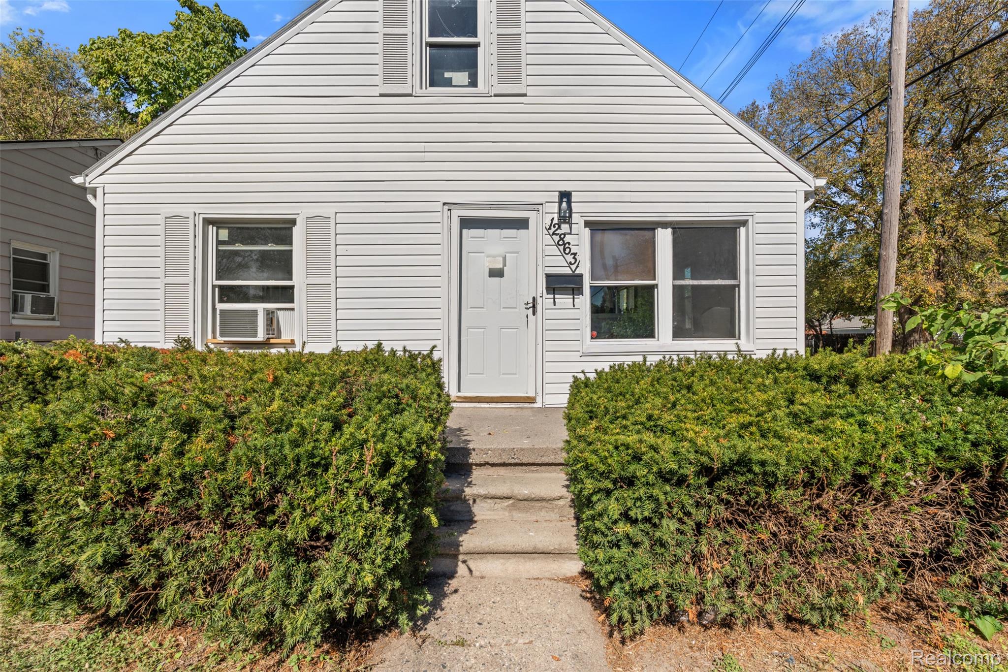 12863 Couwlier Avenue