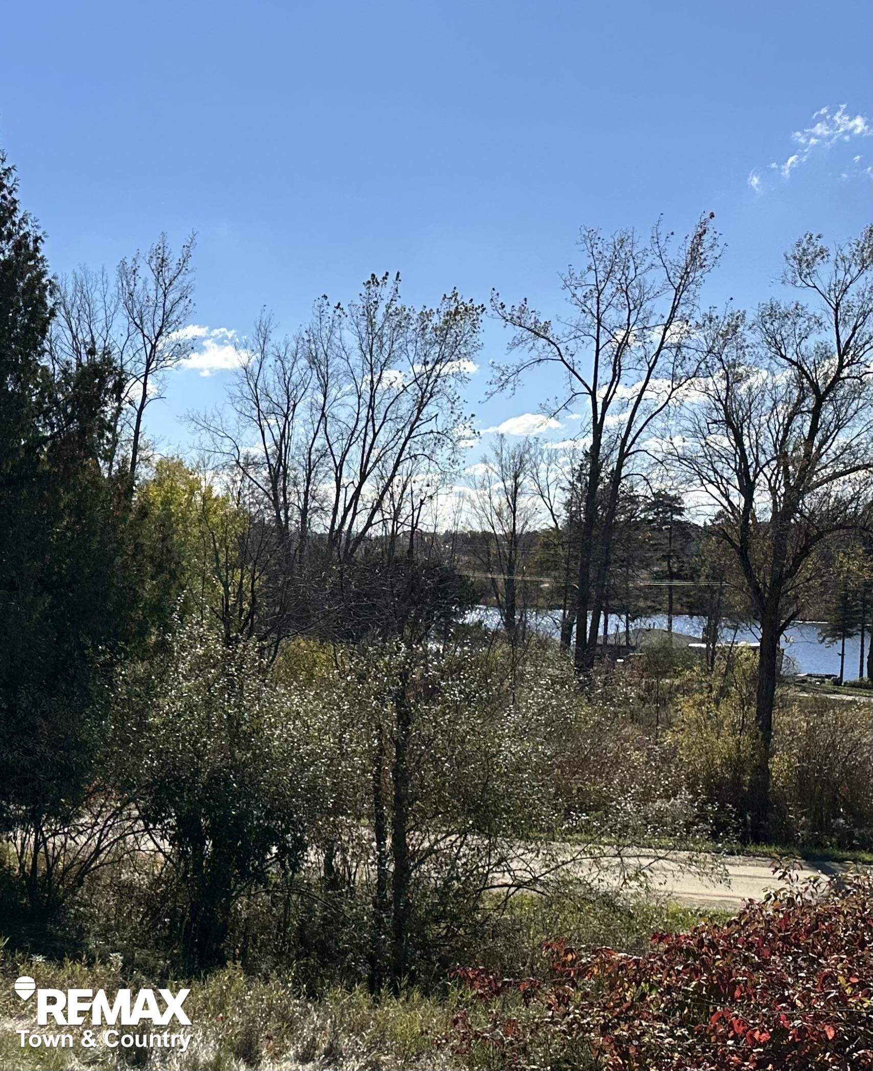 3077 Phelps Lake Road