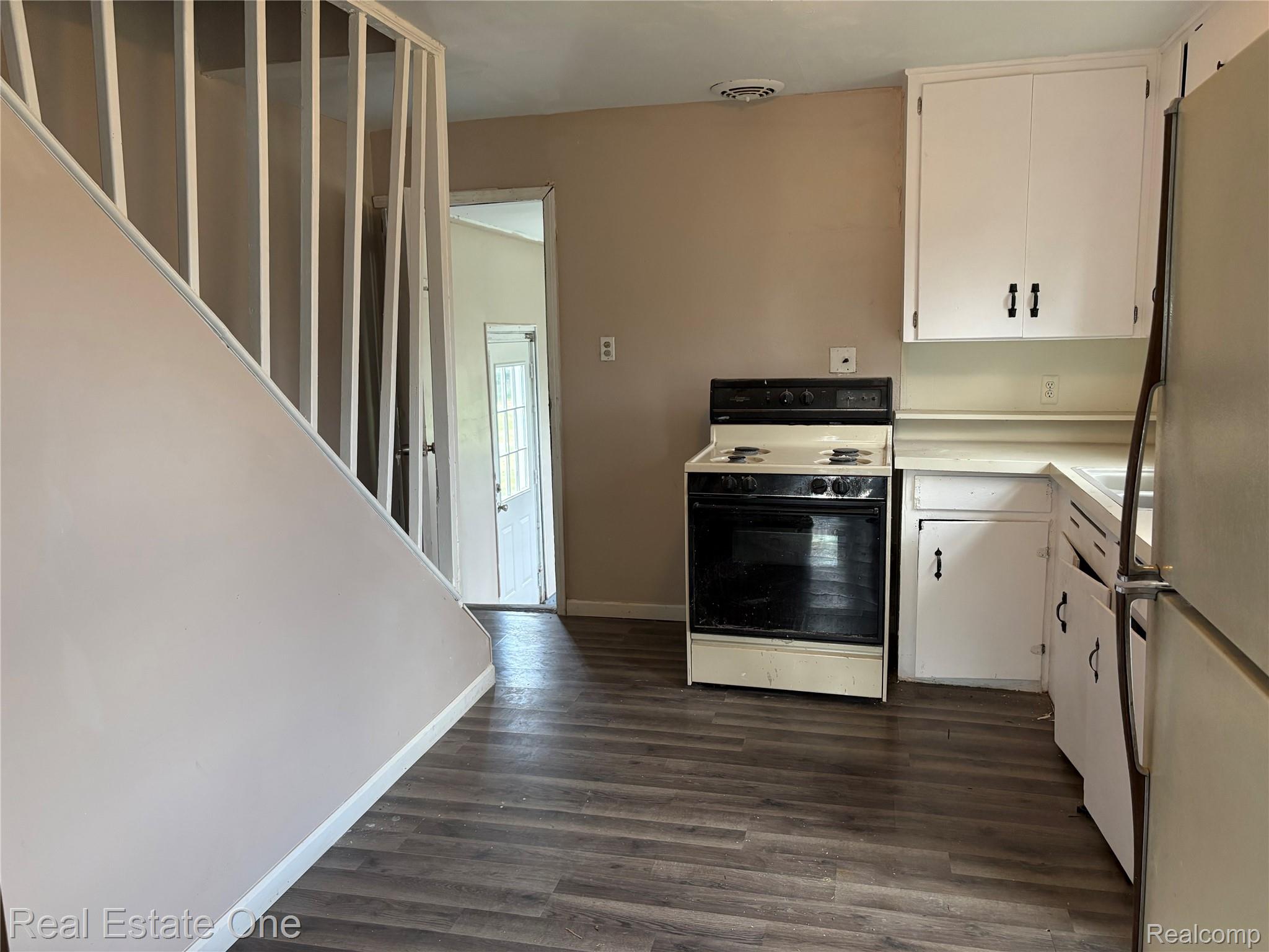 5873 Elmgrove Avenue