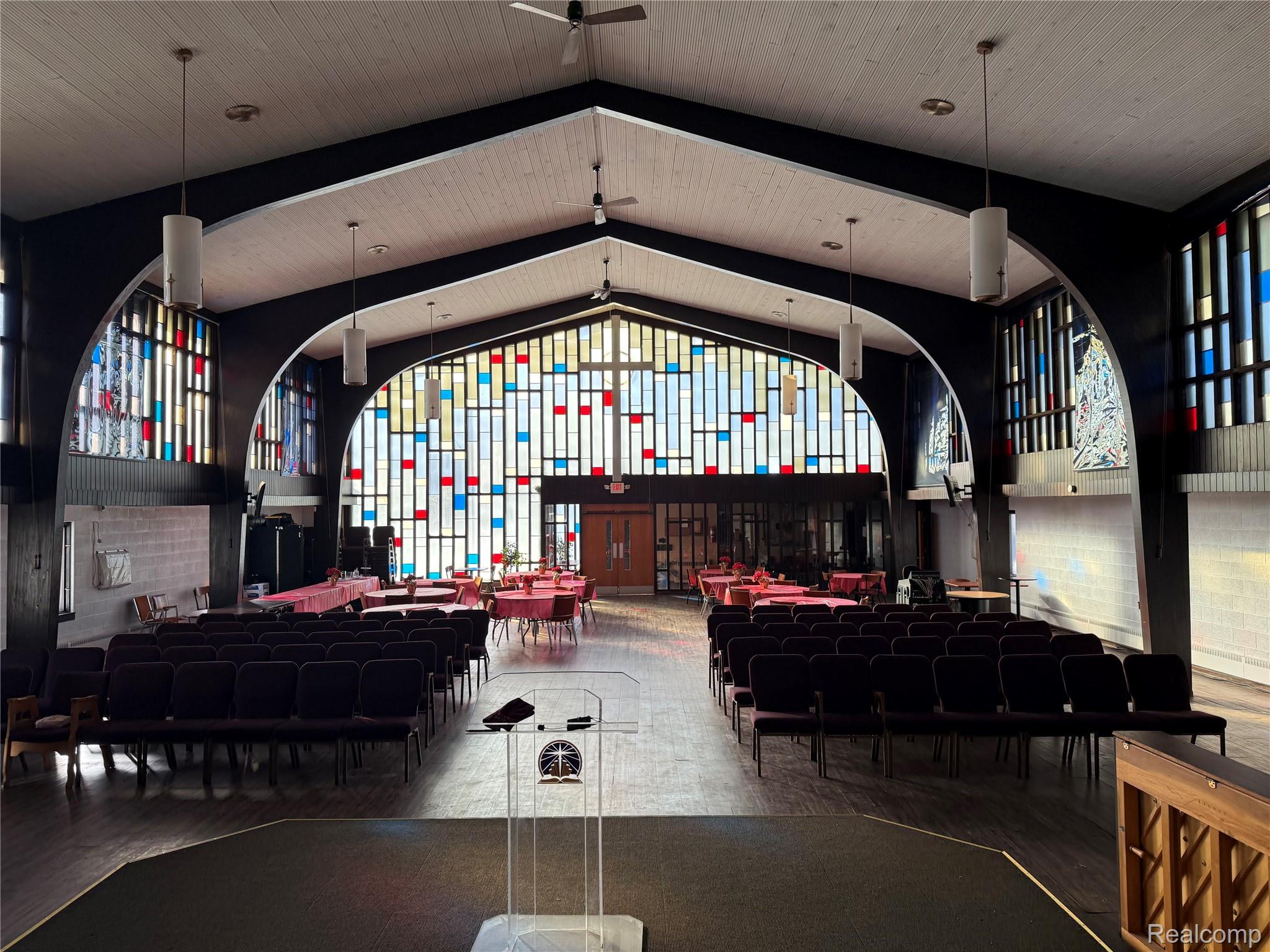 27800 Annapolis St Street