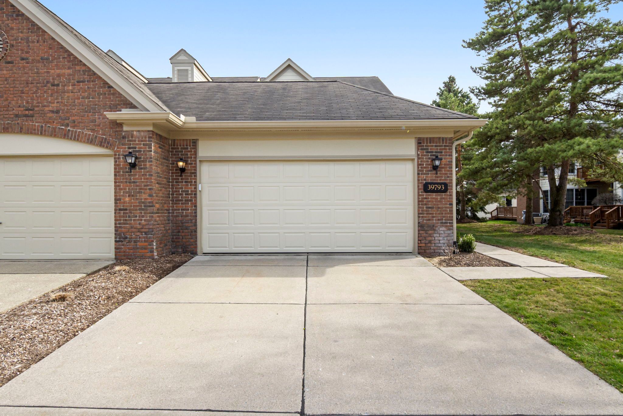39793 EAGLE TRACE Drive