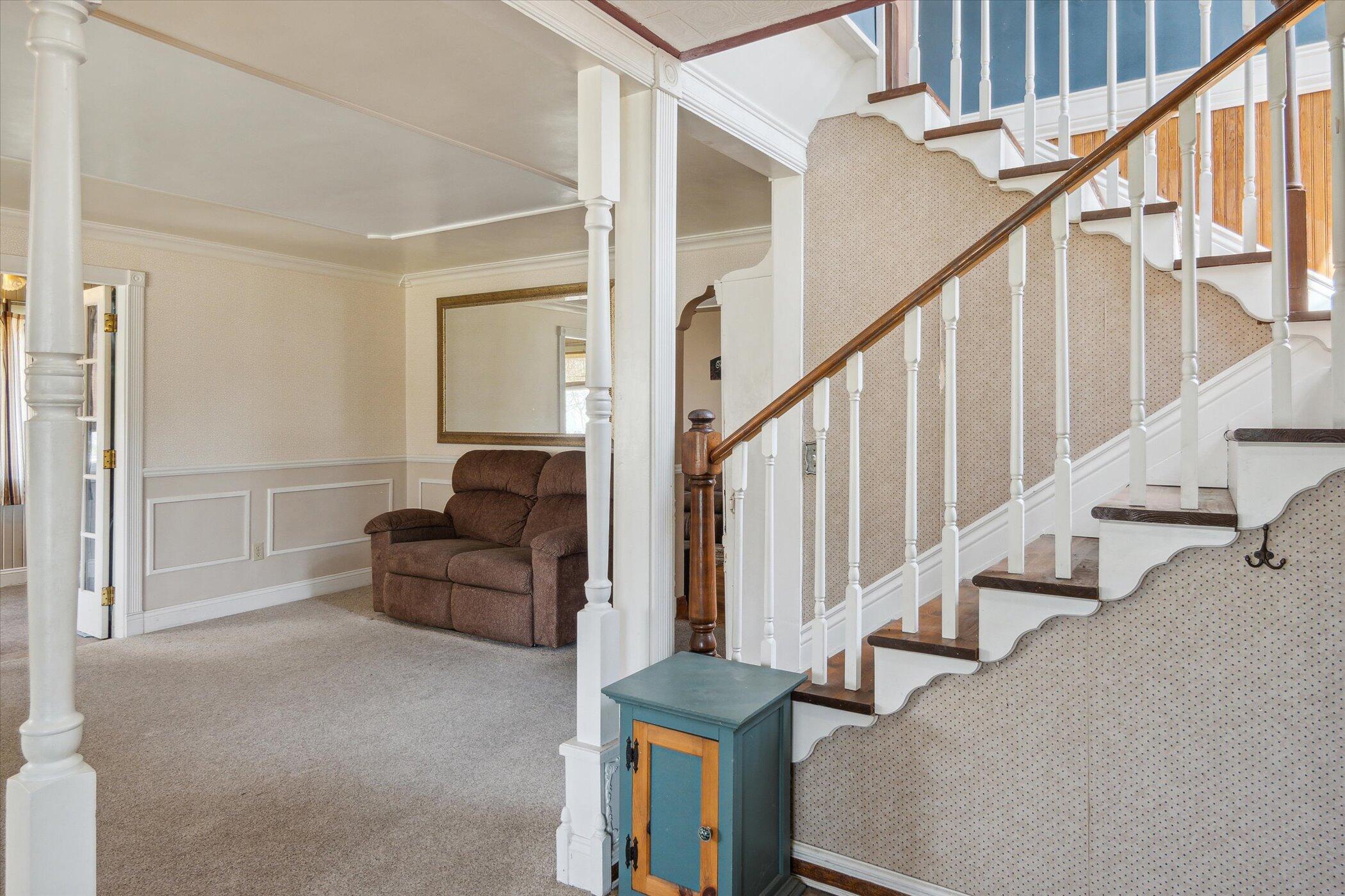 822 W Green Street