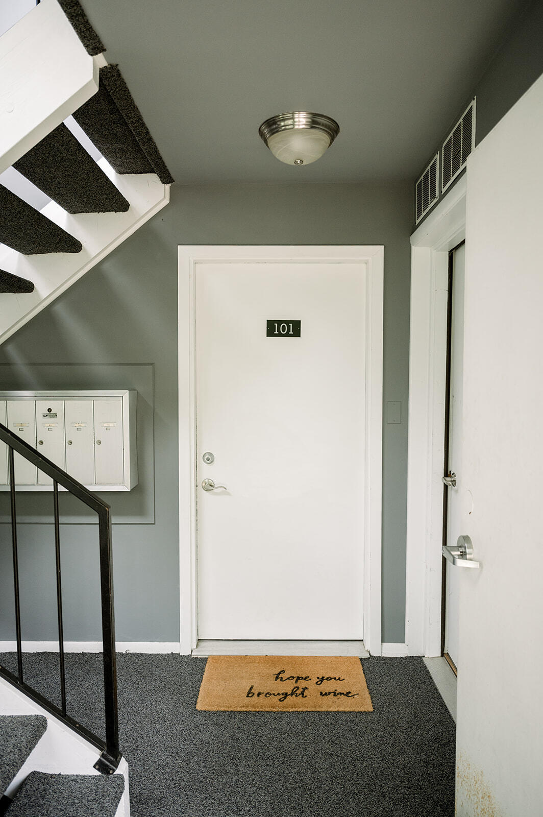47 Lafayette Avenue NE 101