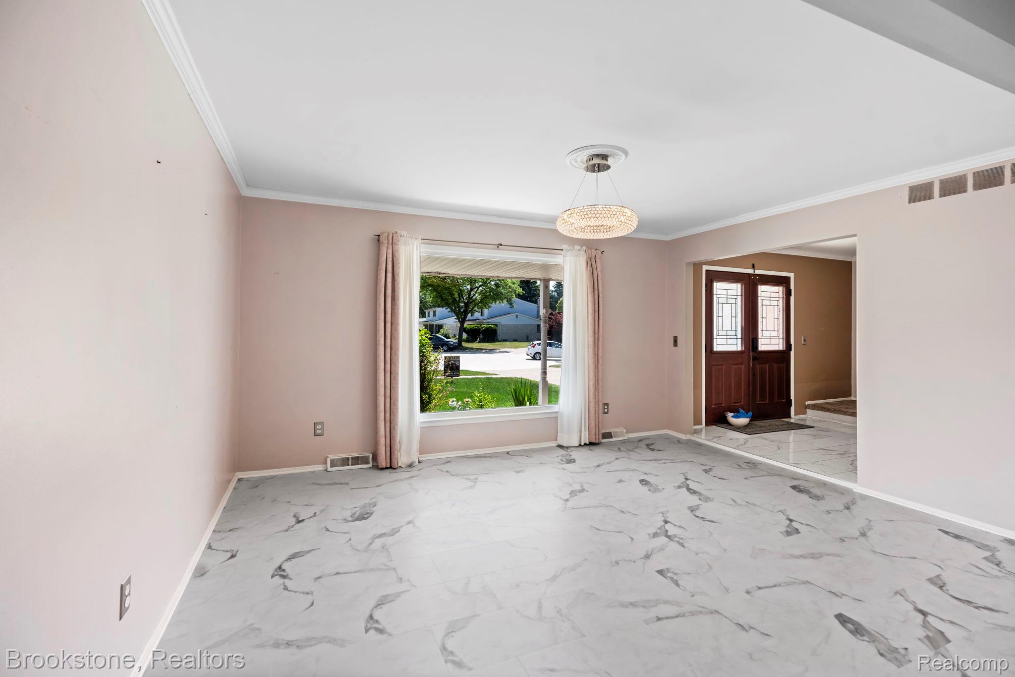 2900 Barton Drive