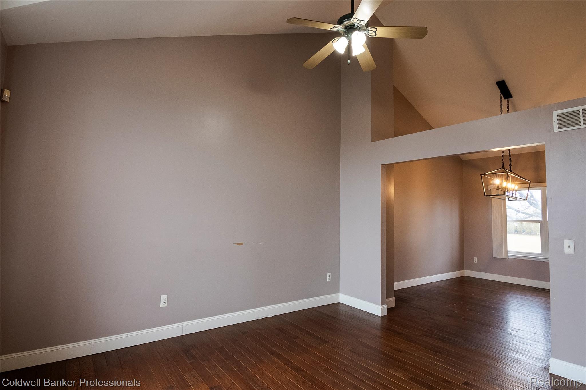 1983 Sprucewood Drive