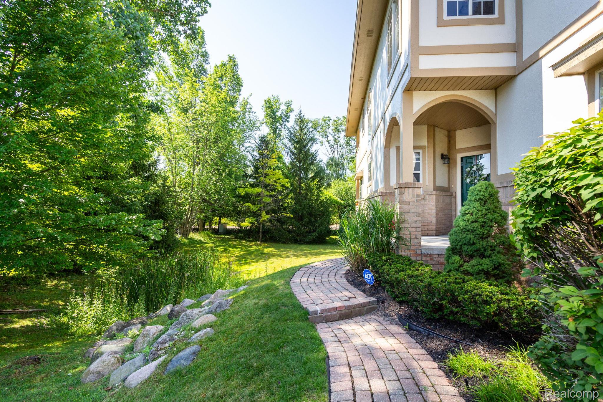 5959 Bella Vista Drive
