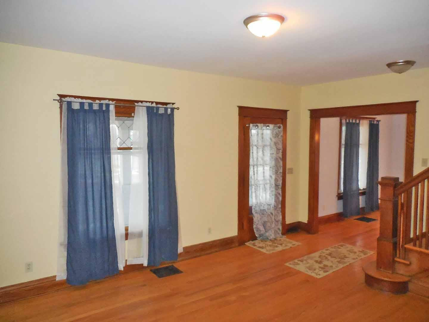 212 W Michigan Avenue