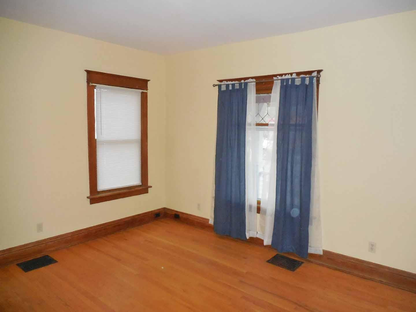 212 W Michigan Avenue