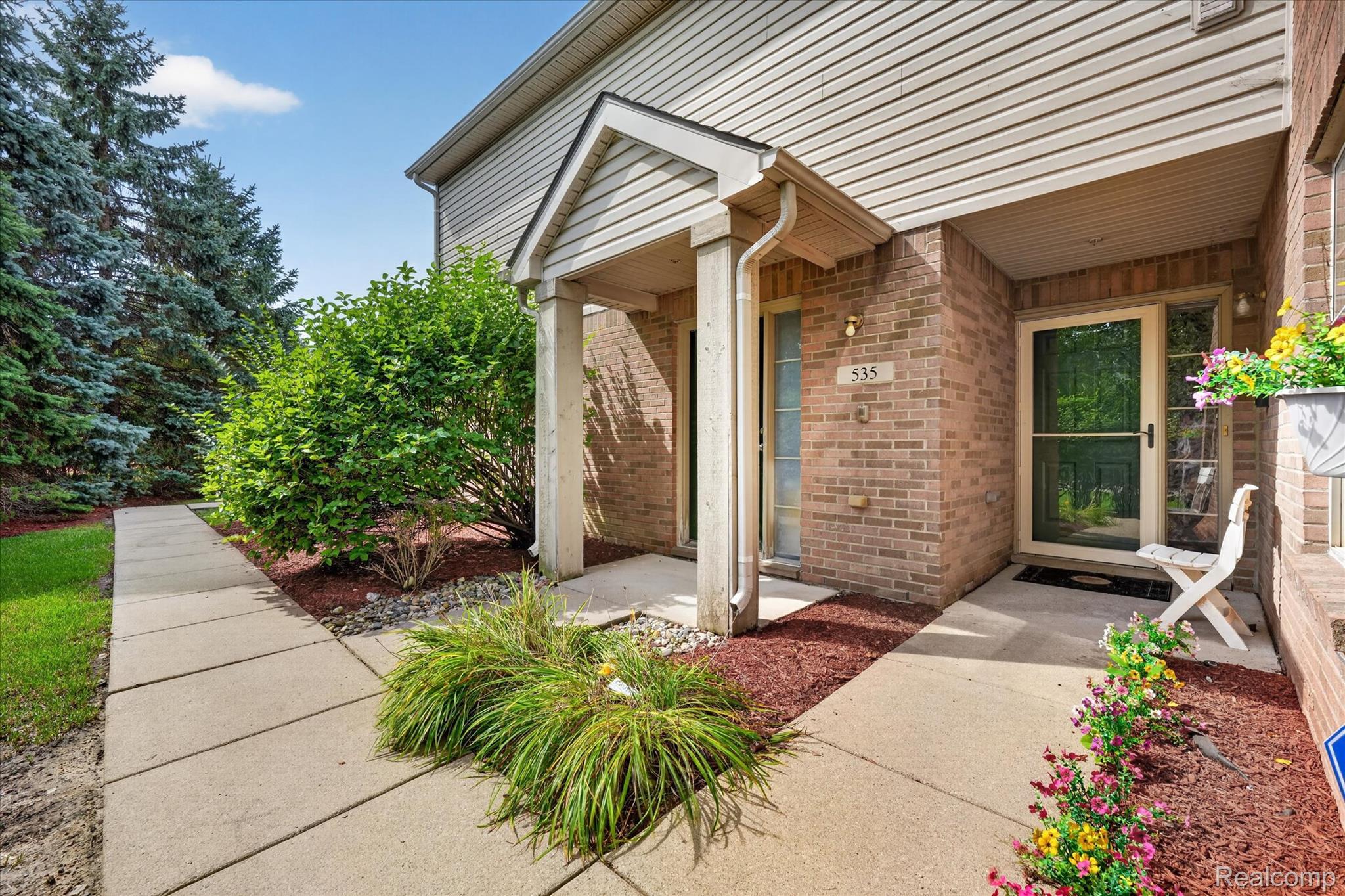 531 Brookfield Drive N 81