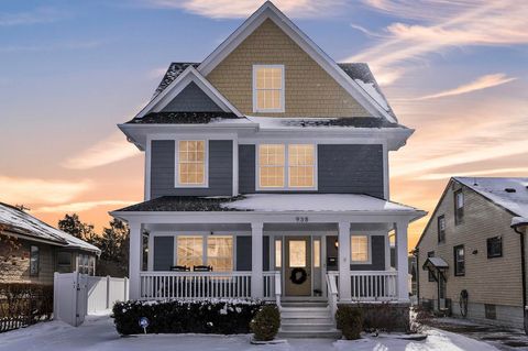 938 E 2nd Street Royal Oak City MI 48067