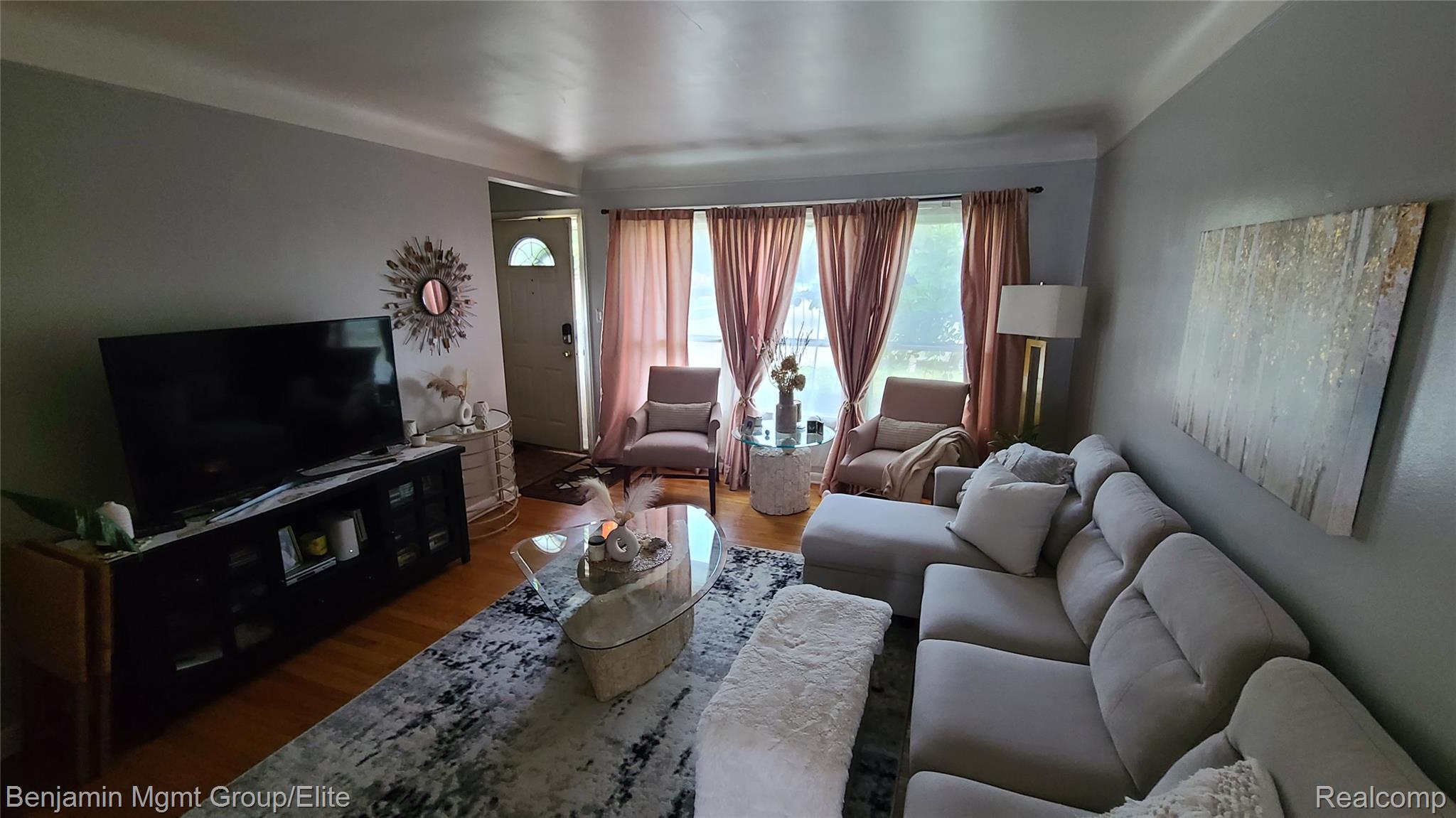 3900 NORWOOD Drive