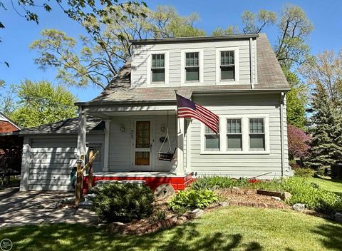 71 Lodewyck Street Mt Clemens City MI 48043