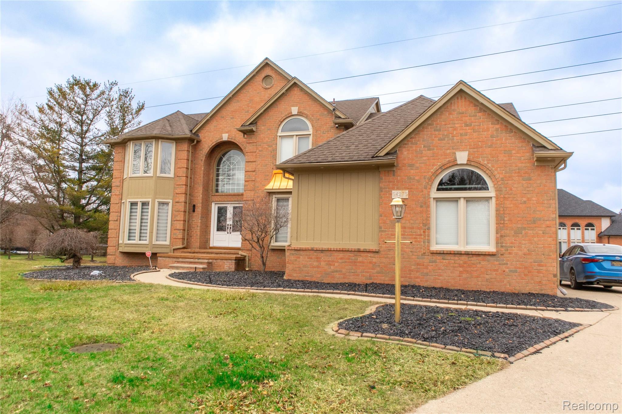 54275 Talon Court