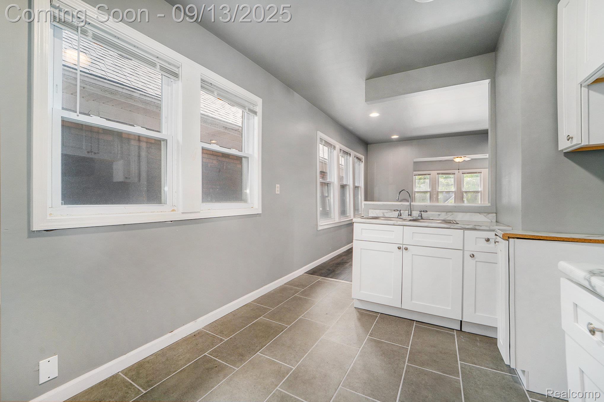 Detroit City, Michigan 48209, United States, 6 Bedrooms Bedrooms, ,3 BathroomsBathrooms,Residential,Active,209033