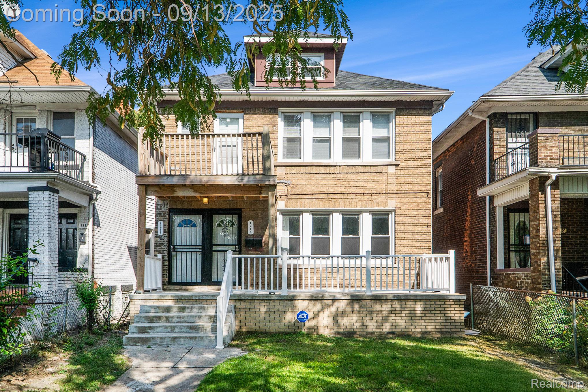 Detroit City, Michigan 48209, United States, 6 Bedrooms Bedrooms, ,3 BathroomsBathrooms,Residential,Active,209033 Detroit City, Michigan 48209, United States, 6 Bedrooms Bedrooms, ,3 BathroomsBathrooms,Residential,Active,209033