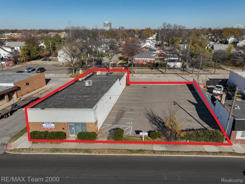 1088 SOUTHFIELD Road Lincoln Park City MI 48146