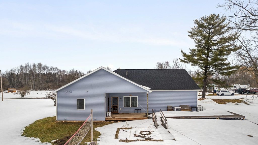 listing image 42