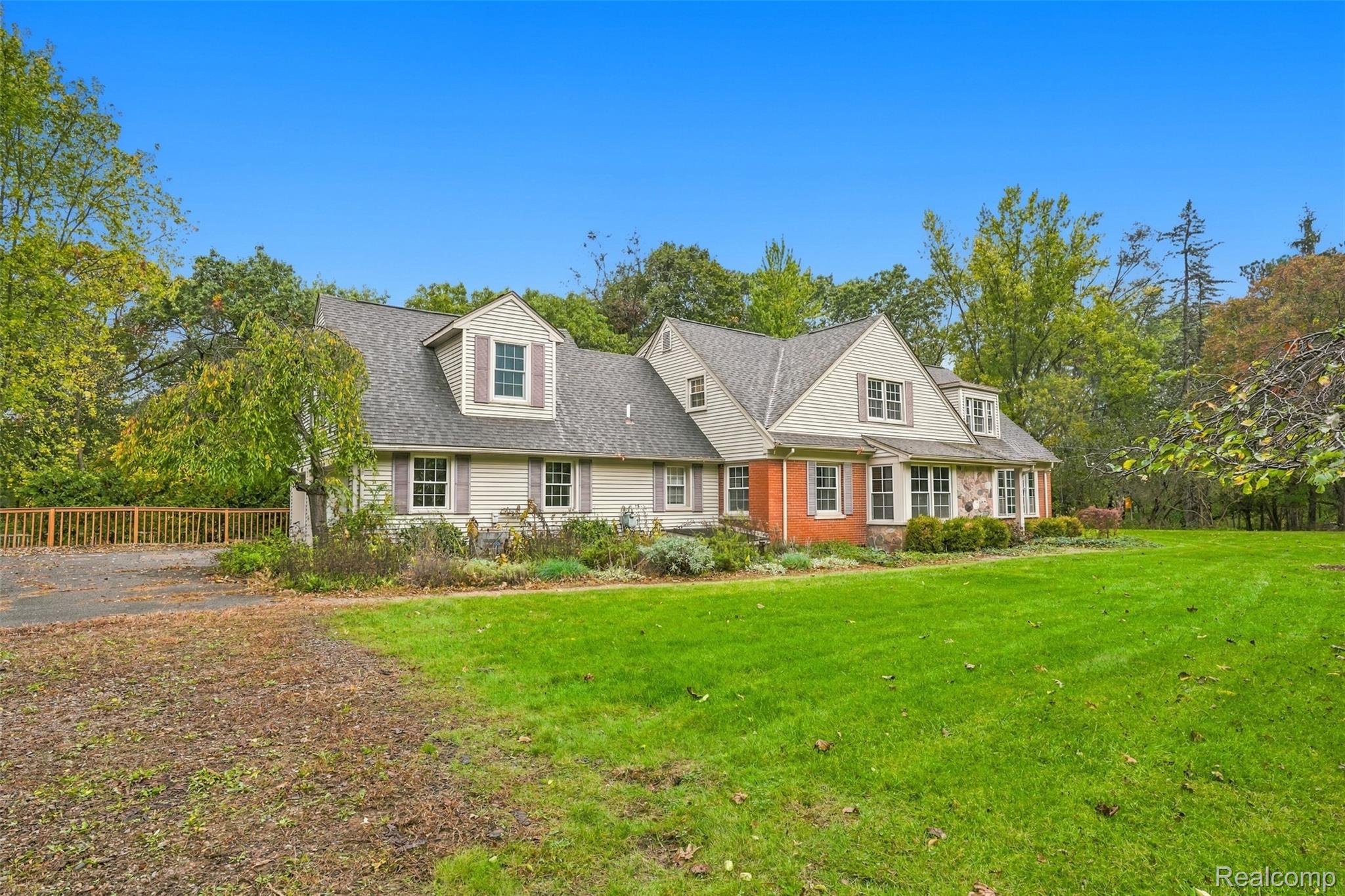 6022 Orion Road