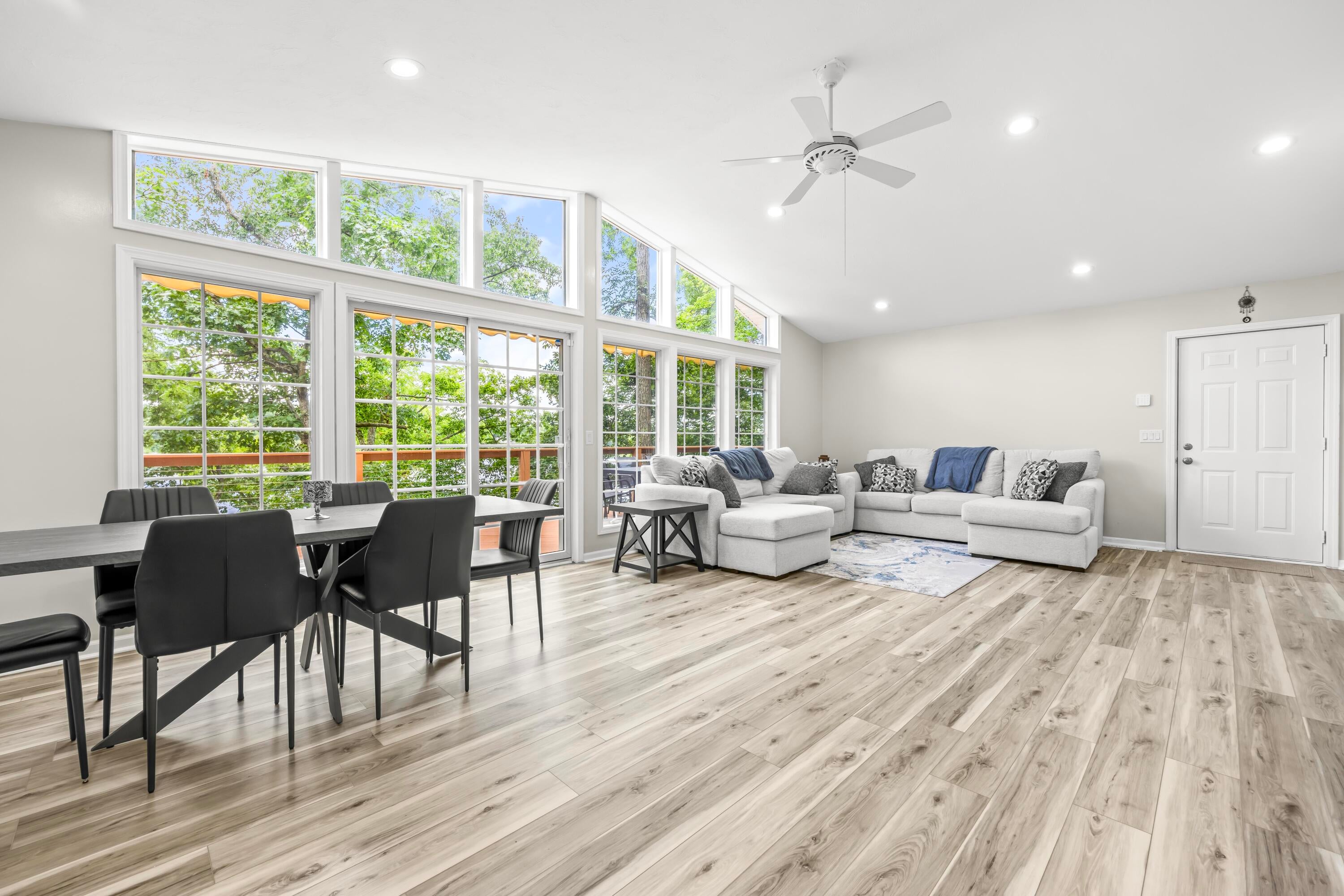 1194 Laurabelle Drive