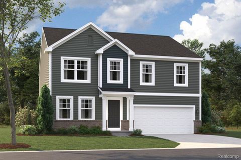 431 Hidden River W Holly Township MI 48442