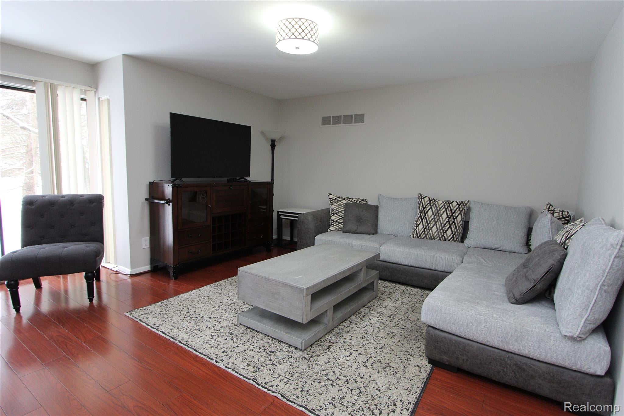 7338 Creek View Court