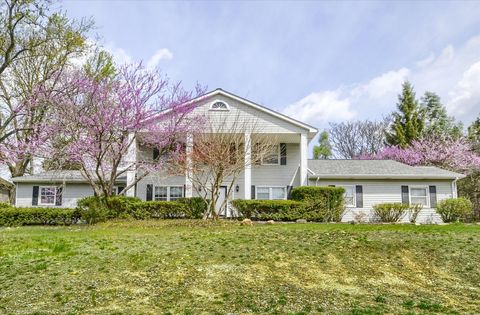 688 UPHILL Road Milford Charter Township MI 48381