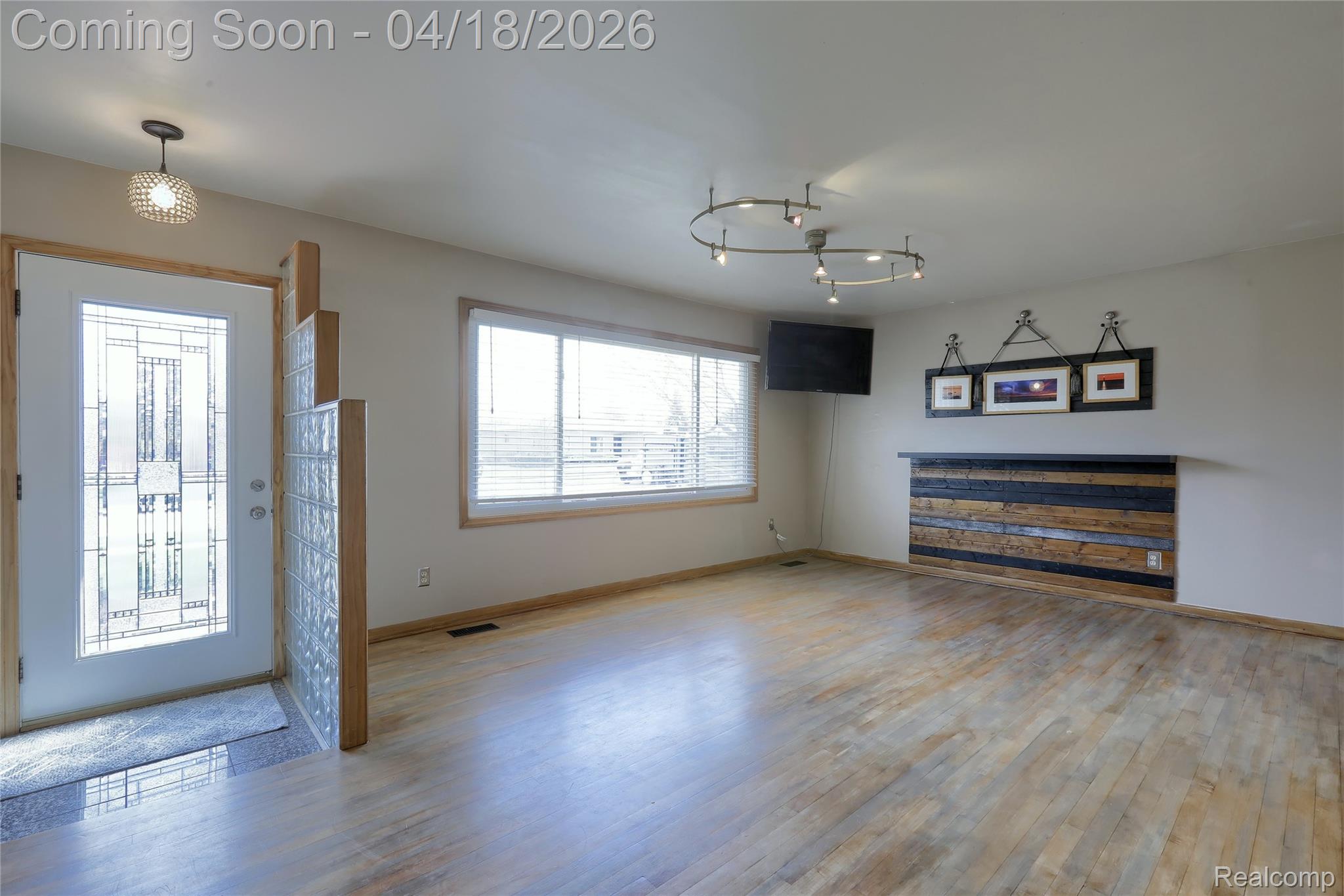 16525 Monticello Drive