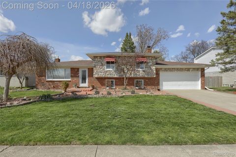 16525 Monticello Drive Clinton Charter Township MI 48038