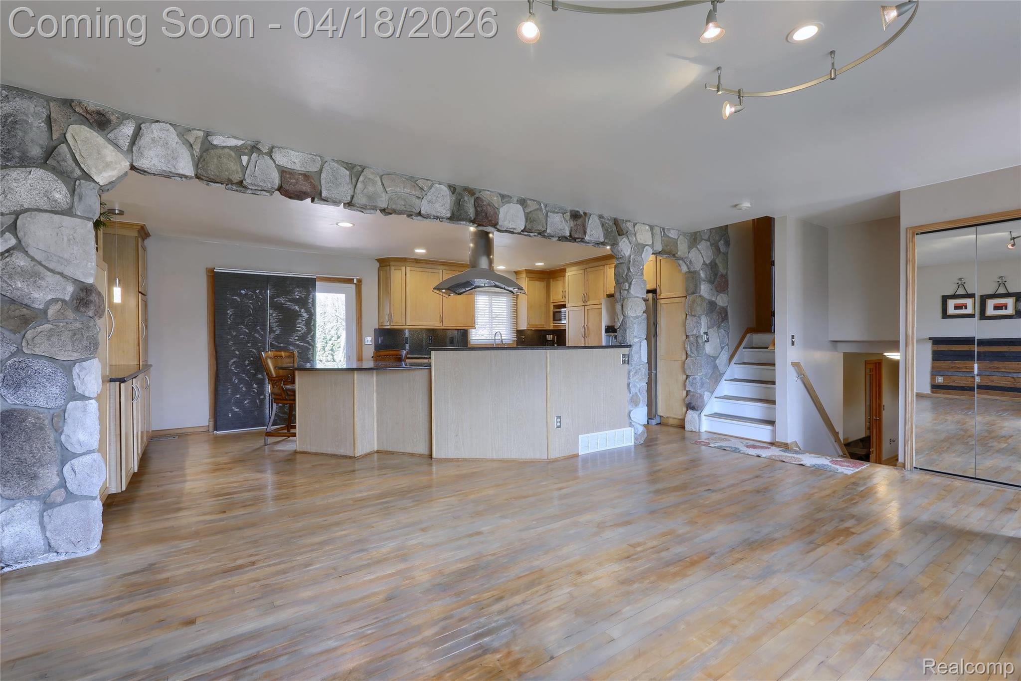 16525 Monticello Drive