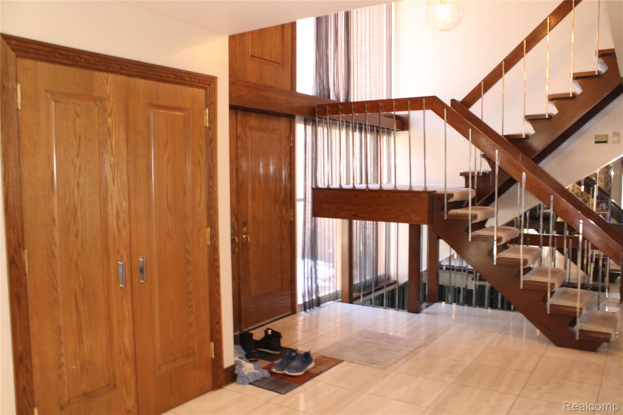 23800 Riverview Drive