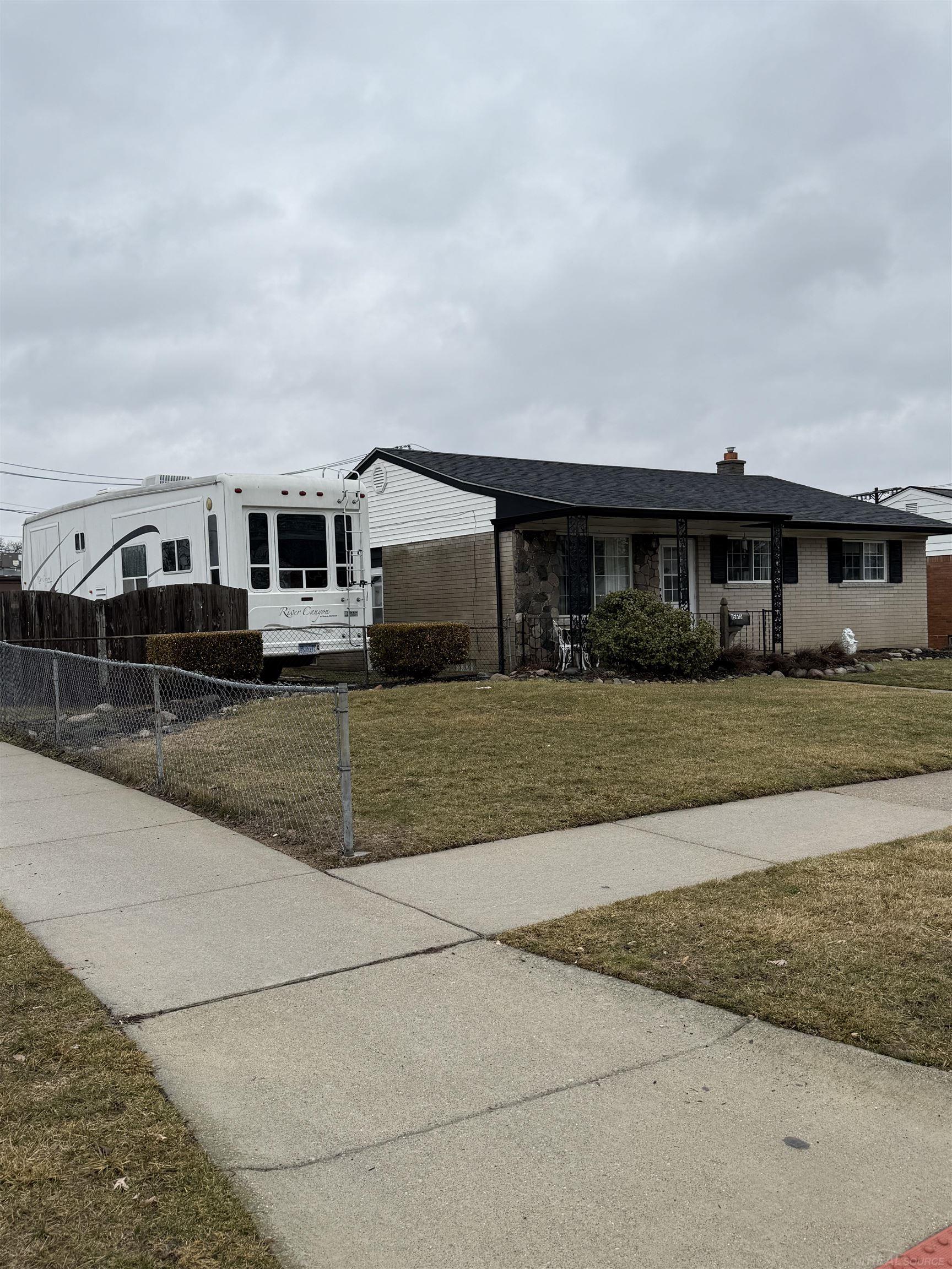 15615 Canberra Street