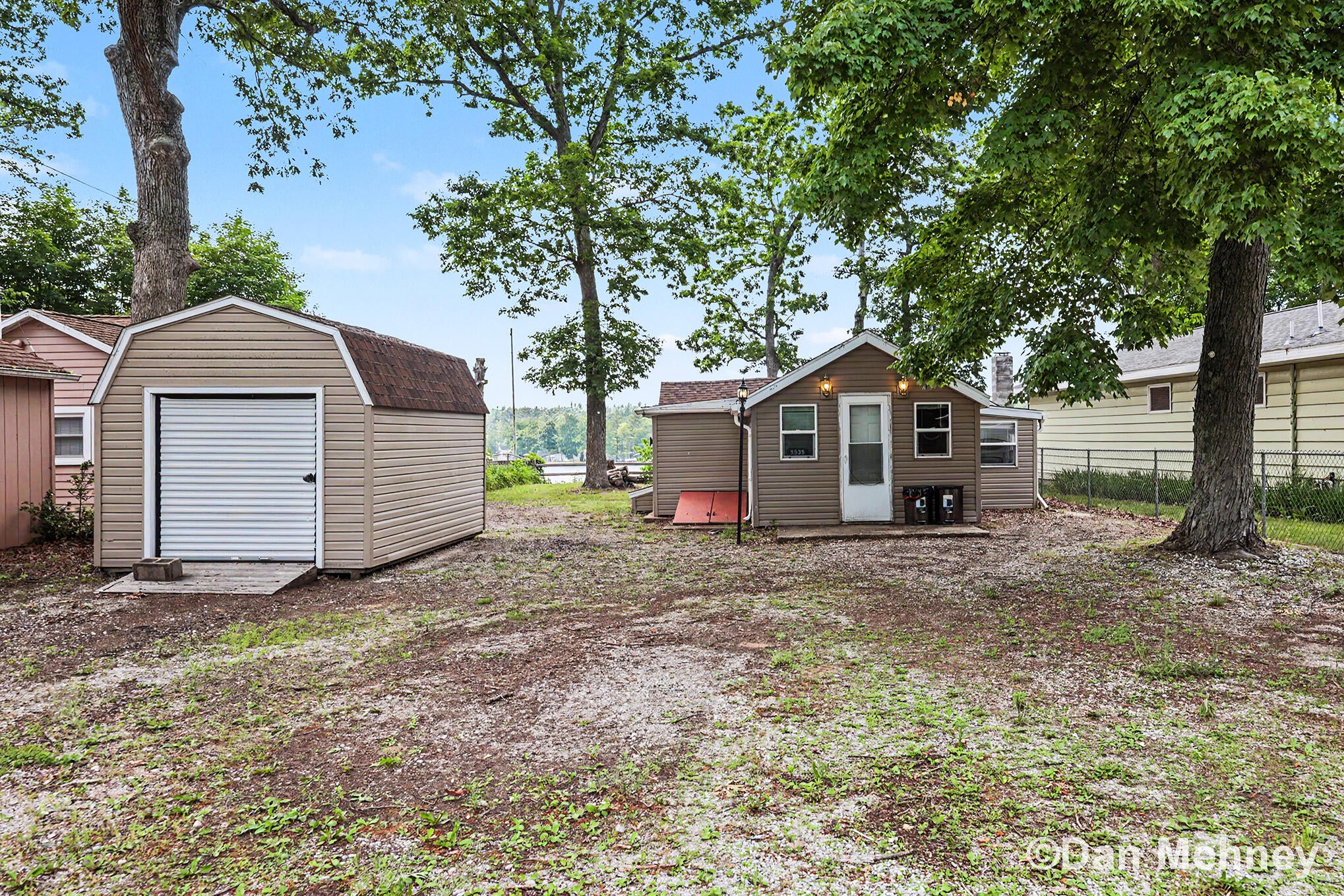 5539 Front Street