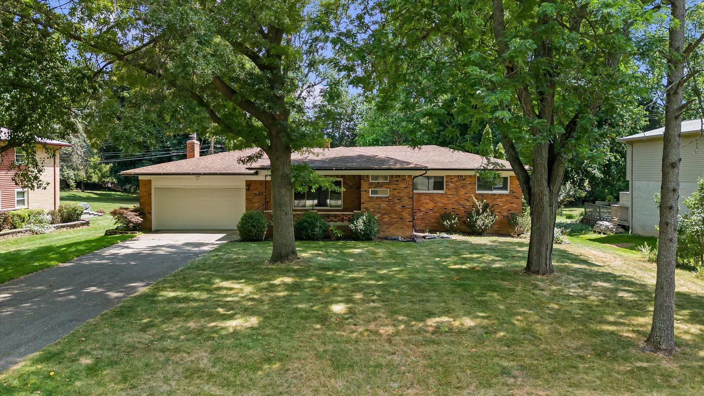 349 Nesbit Lane