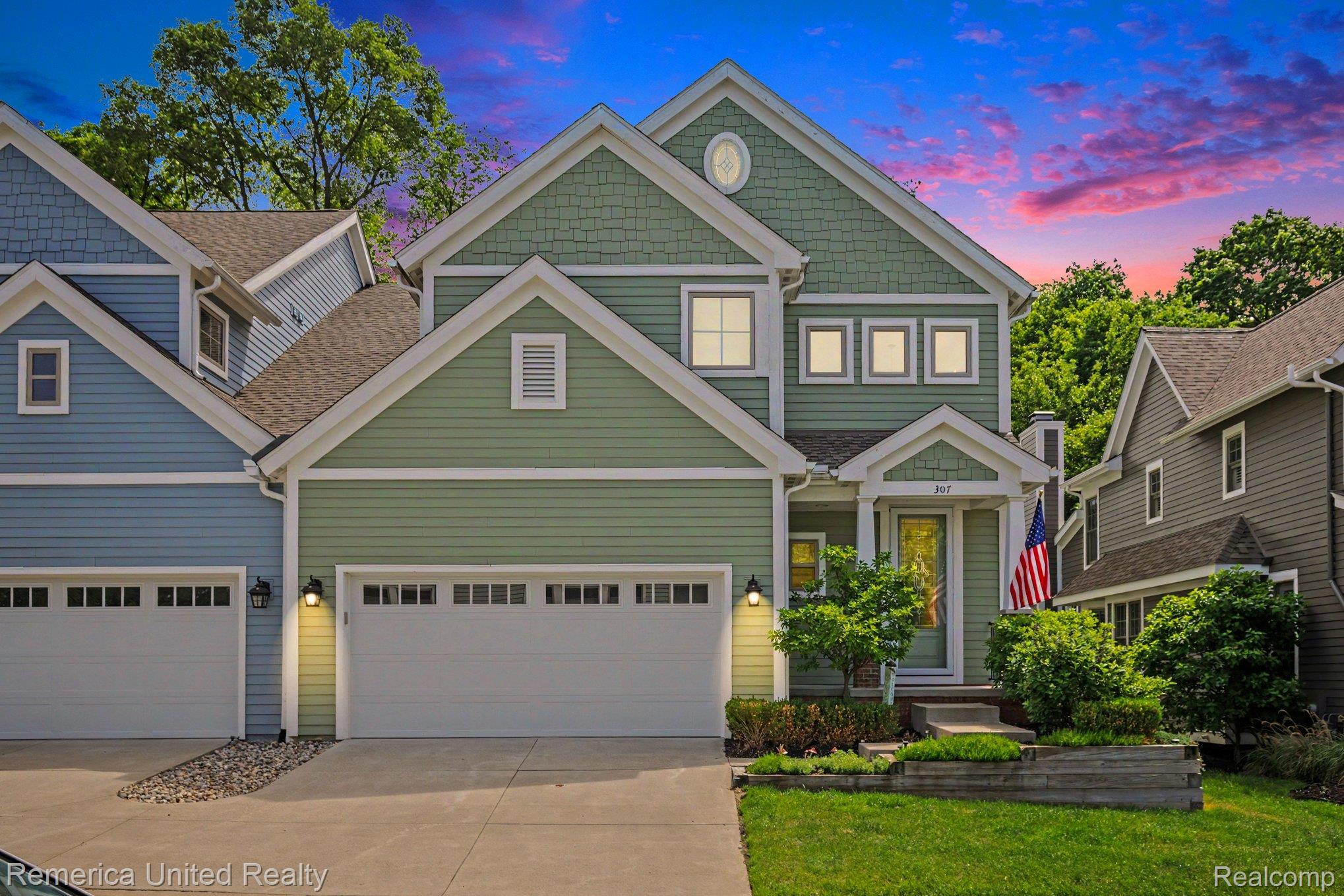 307 River Wood Trail S 2